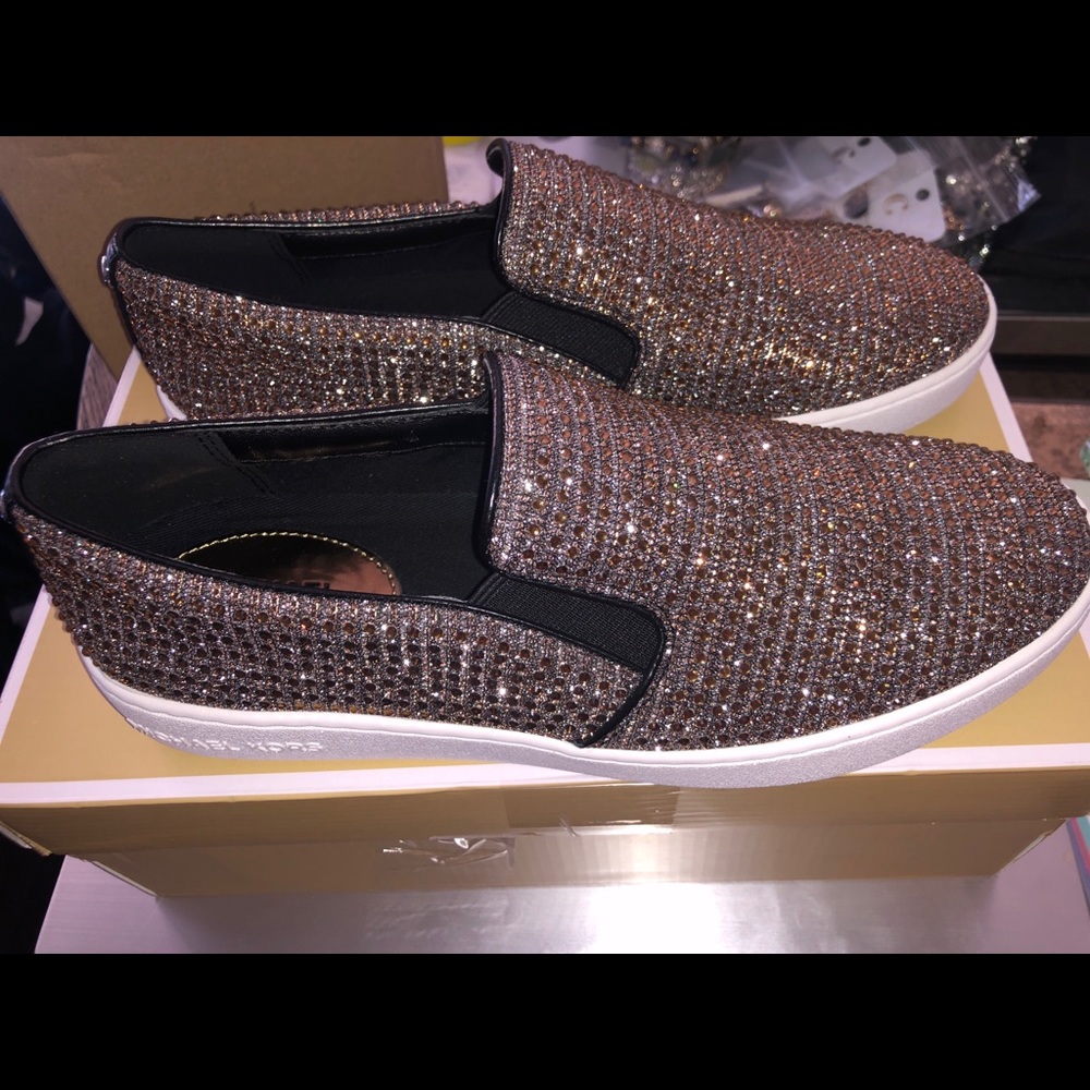 Micheal Kors gold stone shoes